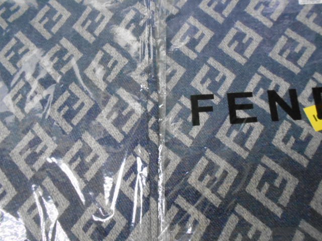  Fendi косынка