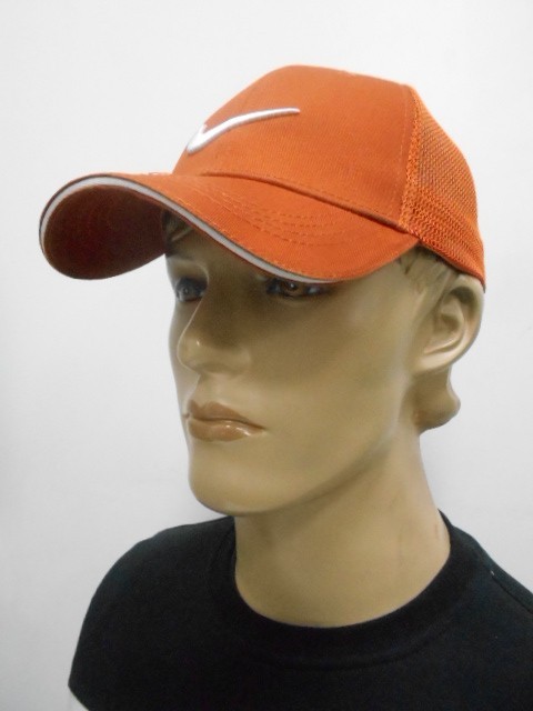  Бейсболка муж. с сеткой