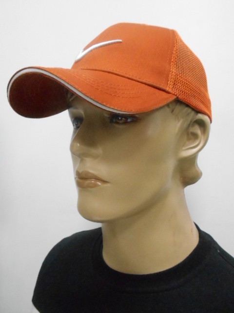  Бейсболка муж. с сеткой