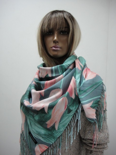  3D цветы+абстракция платок