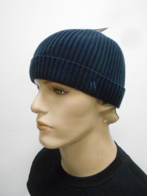   Шапка с отворотом