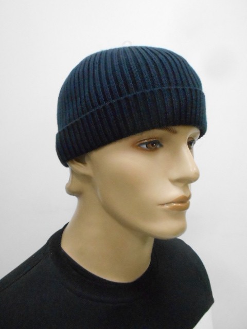   Шапка с отворотом