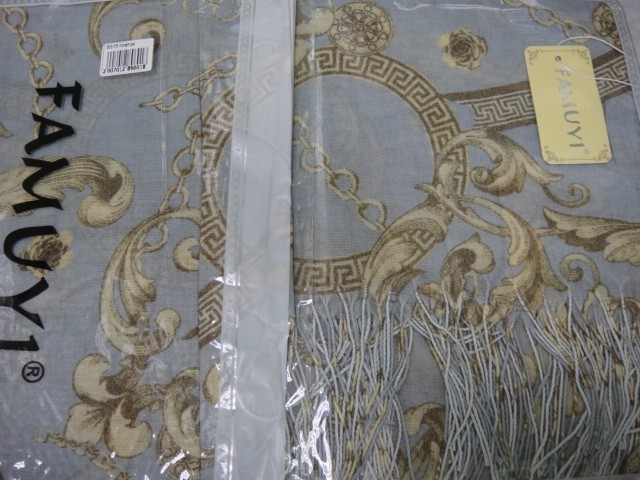 Гучи платок