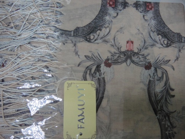 Гучи платок