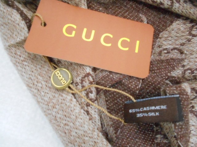 Гучи косынка