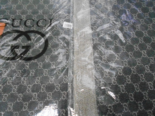 Гучи косынка