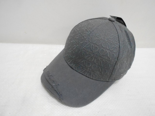  Бейсболка LOEWE