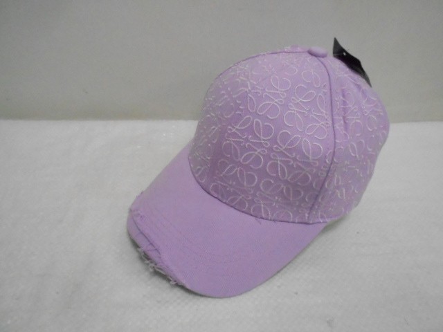  Бейсболка LOEWE