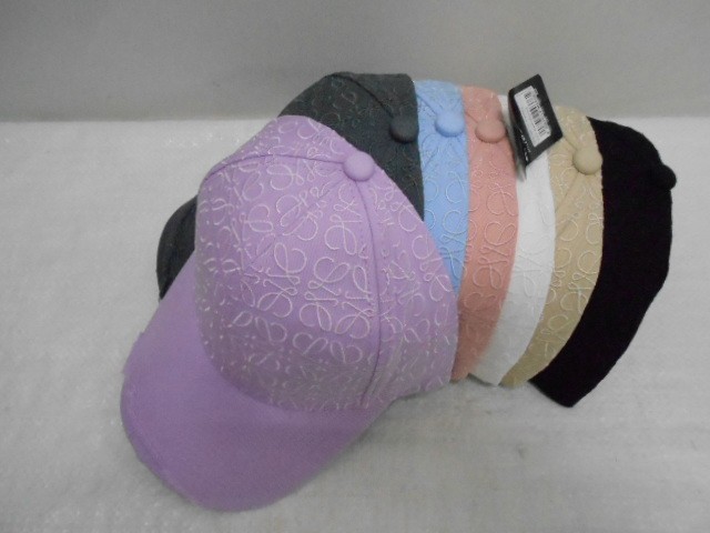  Бейсболка LOEWE