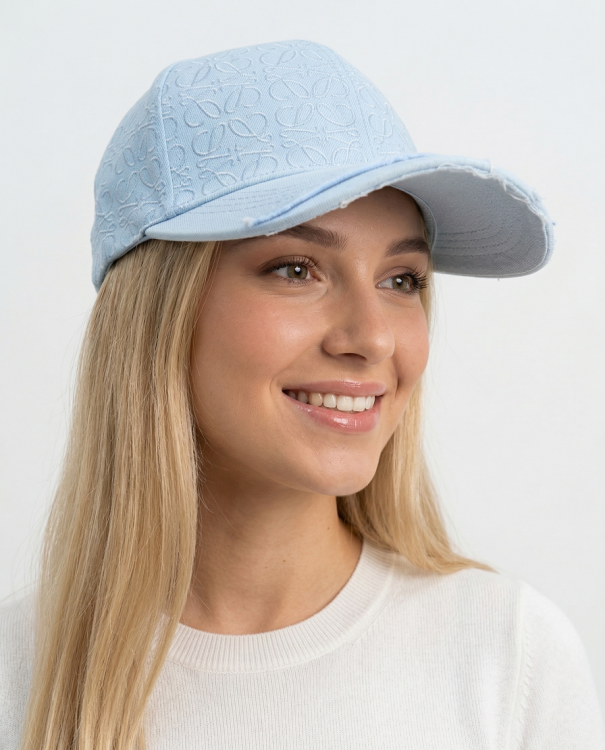  Бейсболка LOEWE