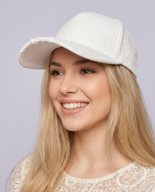  Бейсболка LOEWE