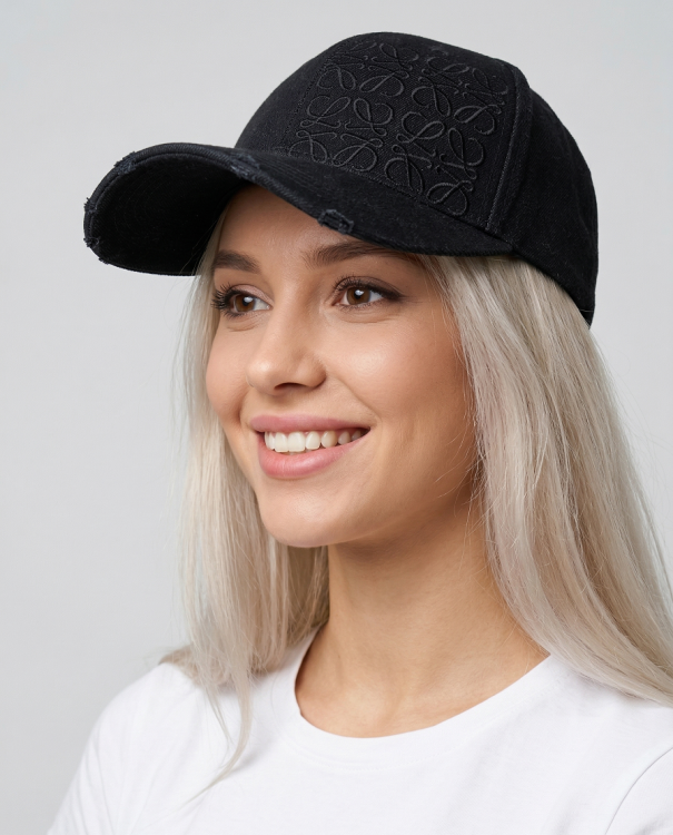  Бейсболка LOEWE