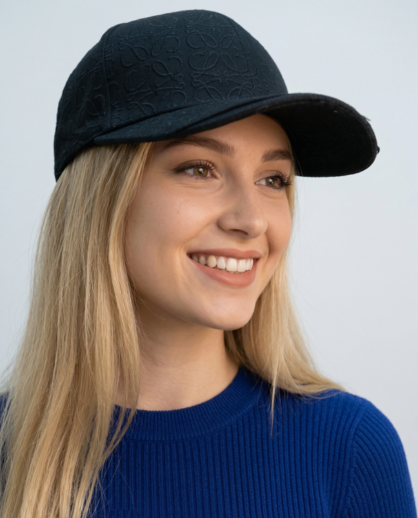  Бейсболка LOEWE