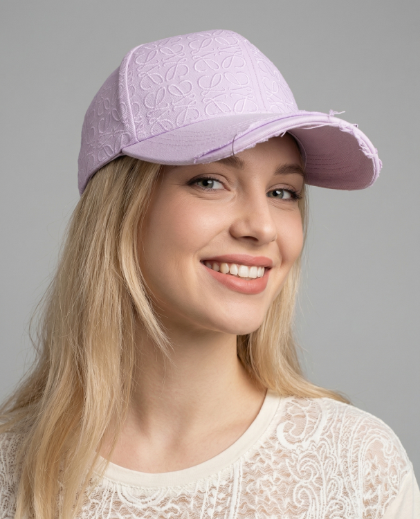  Бейсболка LOEWE