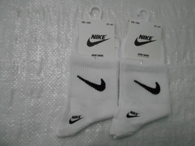  Носки жен.белые