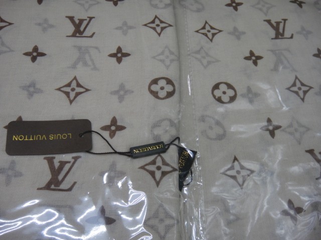  LV шарфик