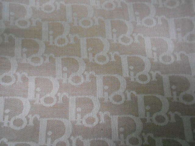  Диор платок