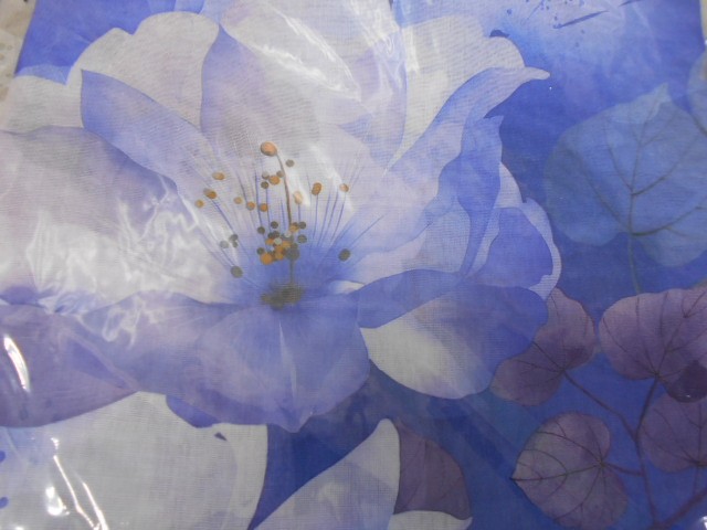  Деграде цветы платок