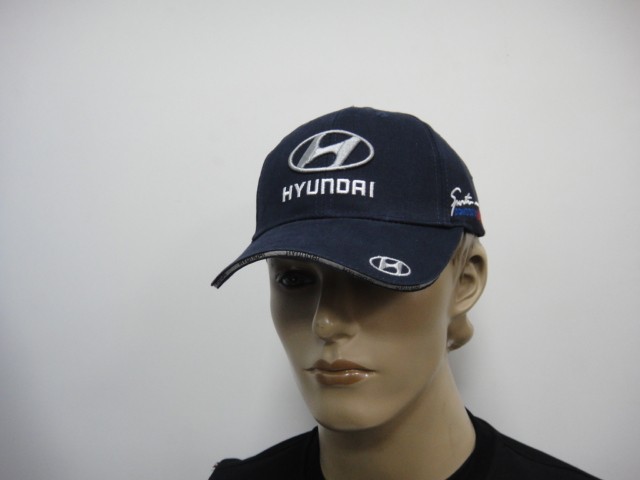 Бейсболка HYUNDAI