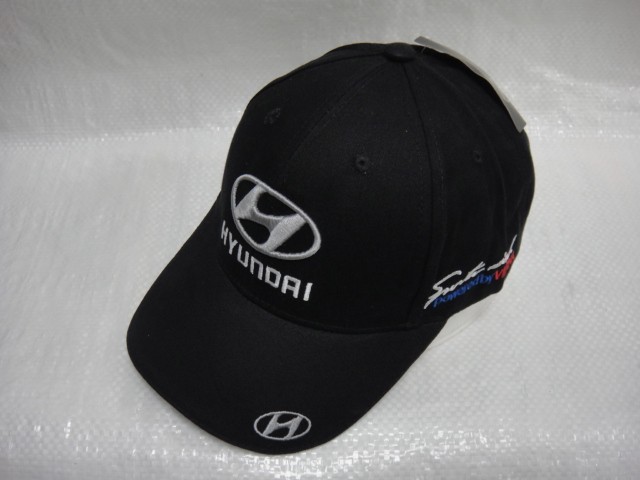 Бейсболка HYUNDAI