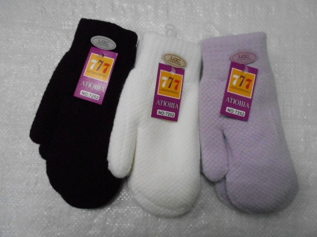  варежки жен. UGG шерсть