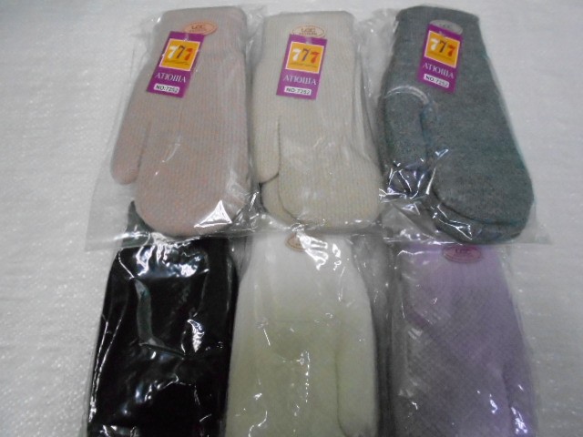  варежки жен. UGG шерсть