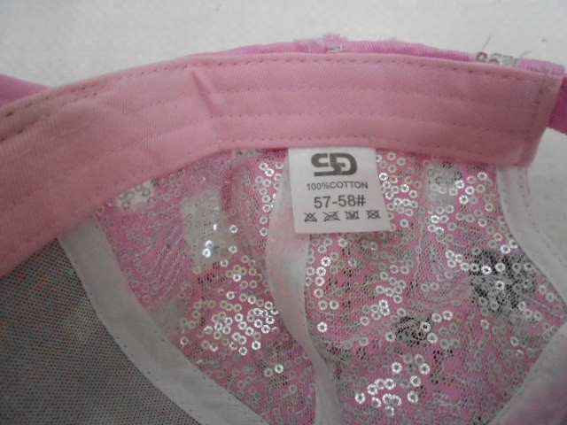  Бейсболка с пайетками