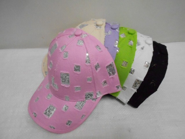  Бейсболка с пайетками