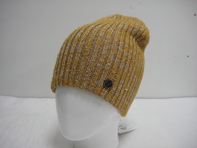  Лана шапка пайетки
