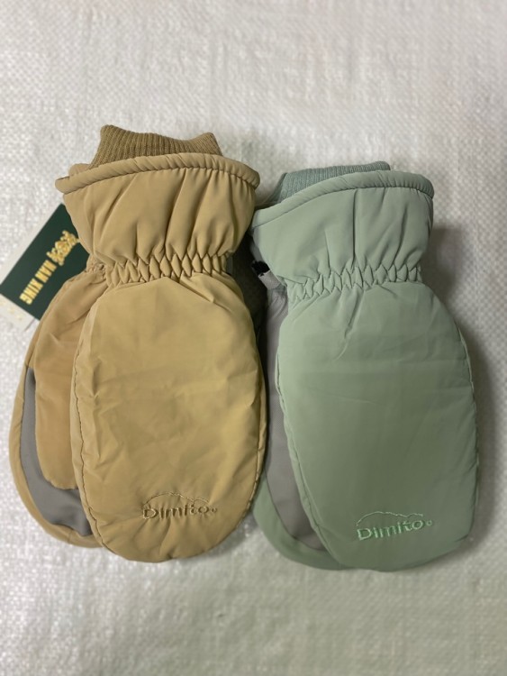  Варежки жен. плащёвка 