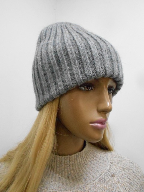  Элина шапка с люрексом