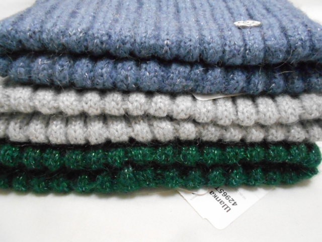  Элина шапка с люрексом