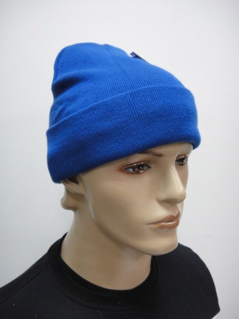  Шапка с отворотом