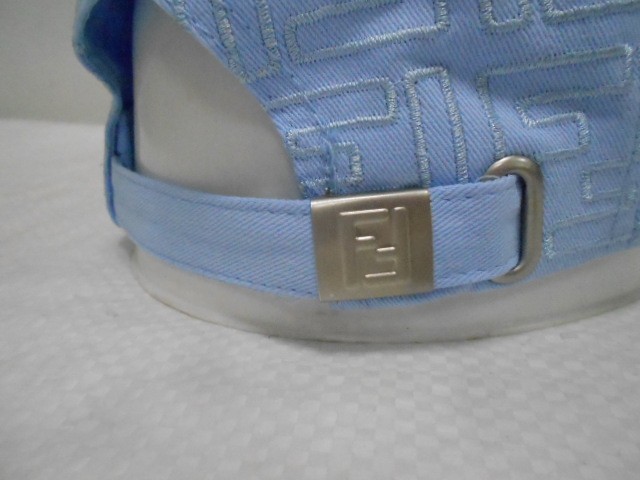  Бейсболка Fendi