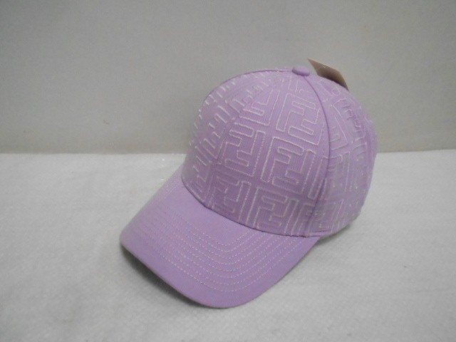  Бейсболка Fendi