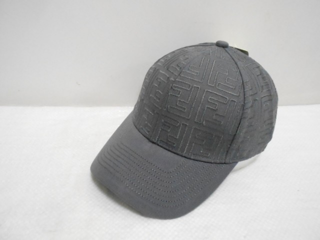  Бейсболка Fendi