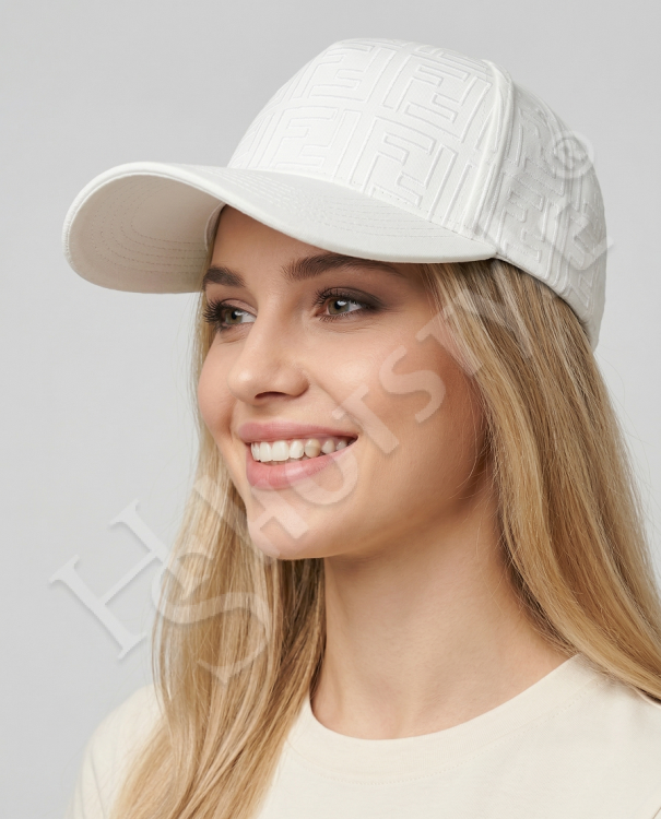  Бейсболка Fendi