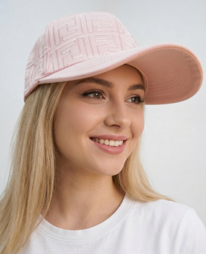  Бейсболка Fendi