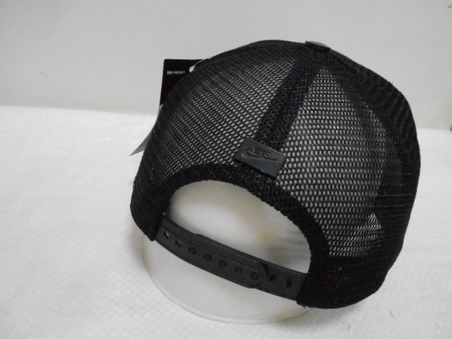  Бейсболка N.