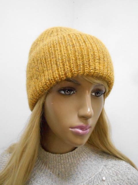  Римма шапка с люрексом