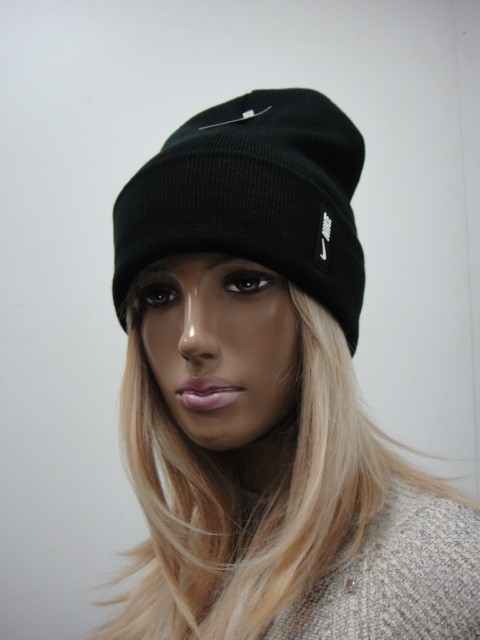  Шапка с отворотом