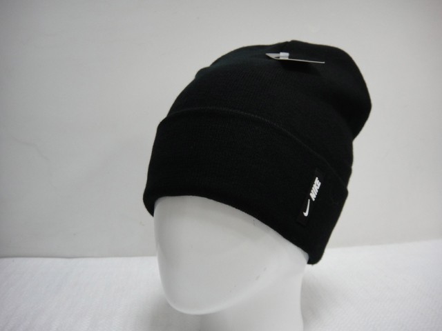  Шапка с отворотом