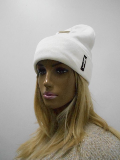  Шапка с отворотом