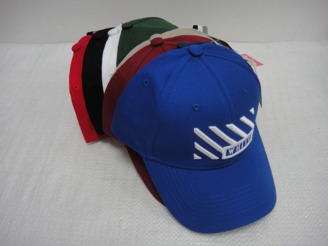  Бейсболка WHITE