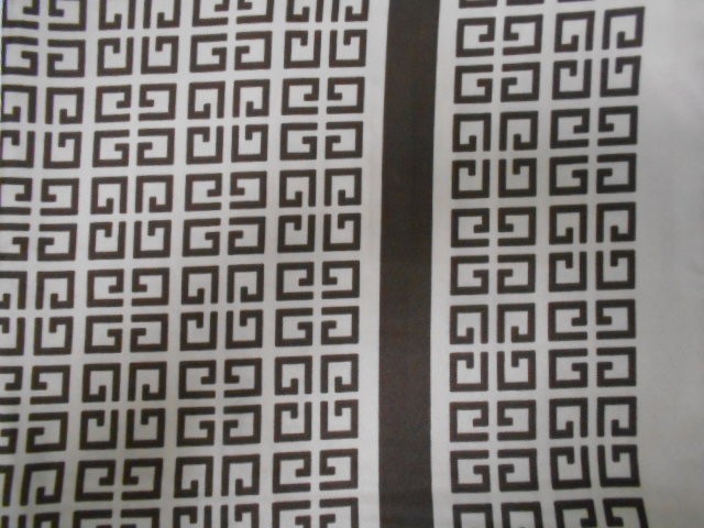 Живанши платок