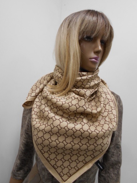 Гучи платок