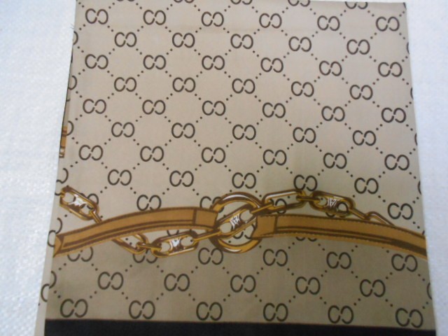 Гучи платок