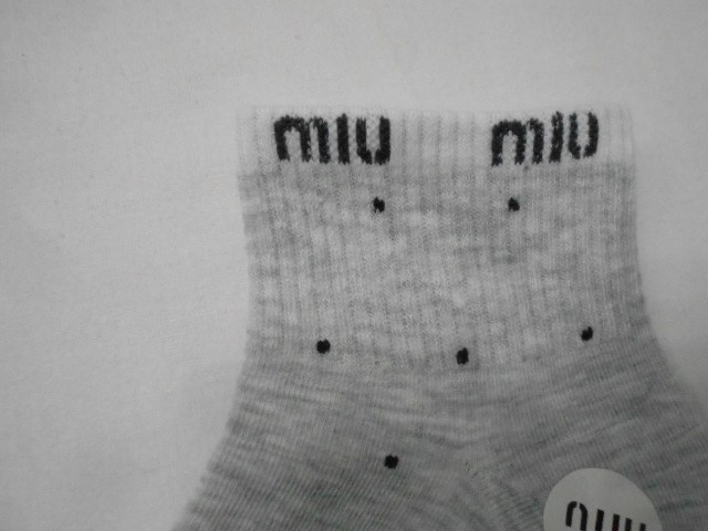  Носки жен. miumiu