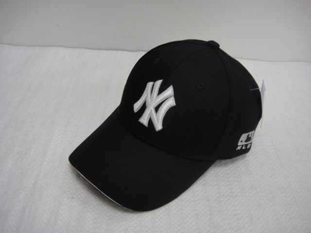  Бейсболка NY