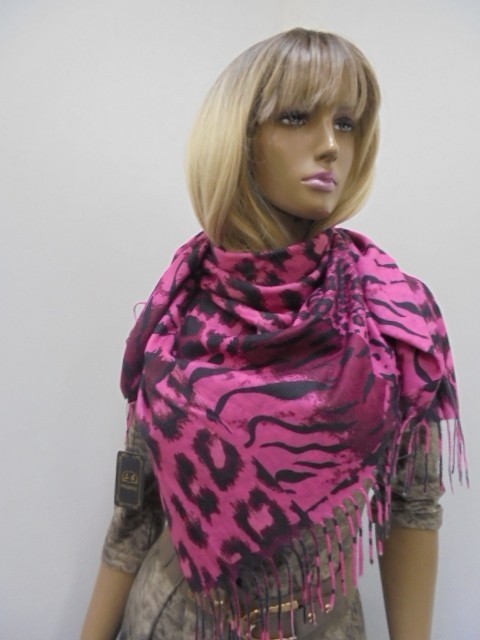  Тигровый принт платок